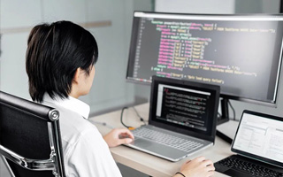 景德镇 api php源码,下载的php源码怎么运行呢？